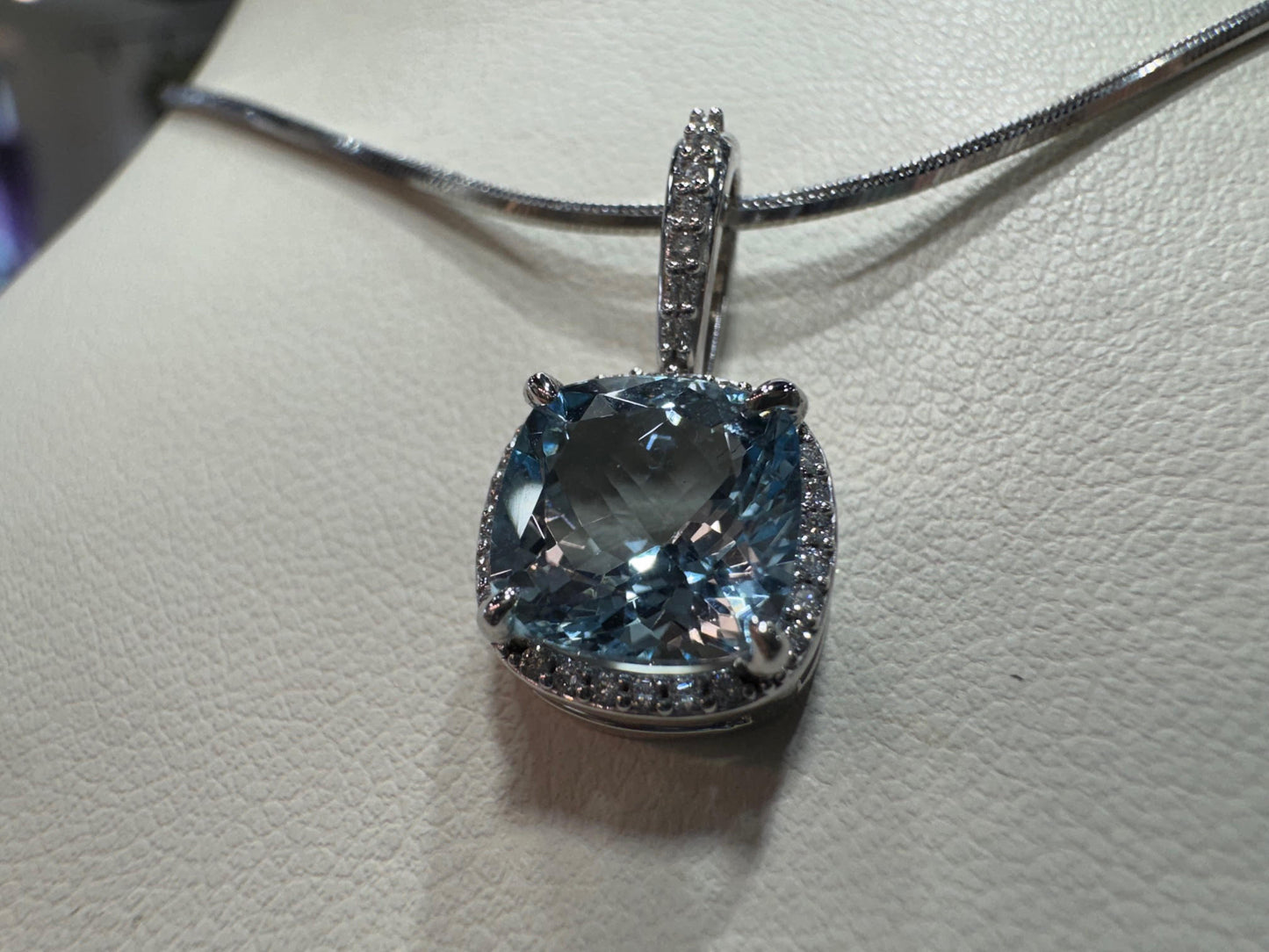 Aquamarine Pendant