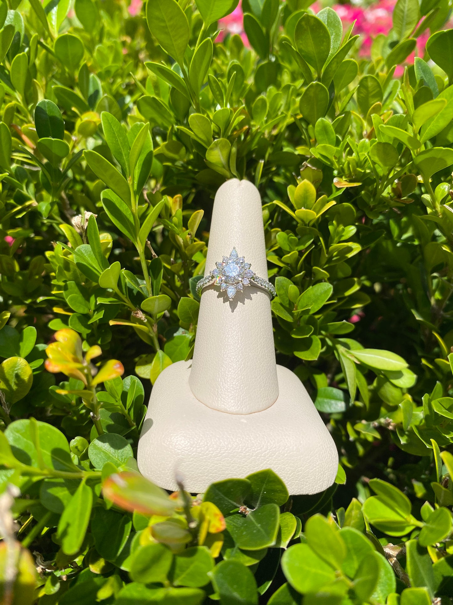 14k White Gold Sunburst - The Village Jeweler