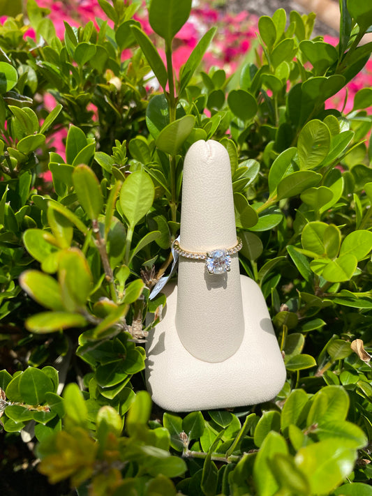 14K Yellow Gold Lindsey Solitaire with Pave