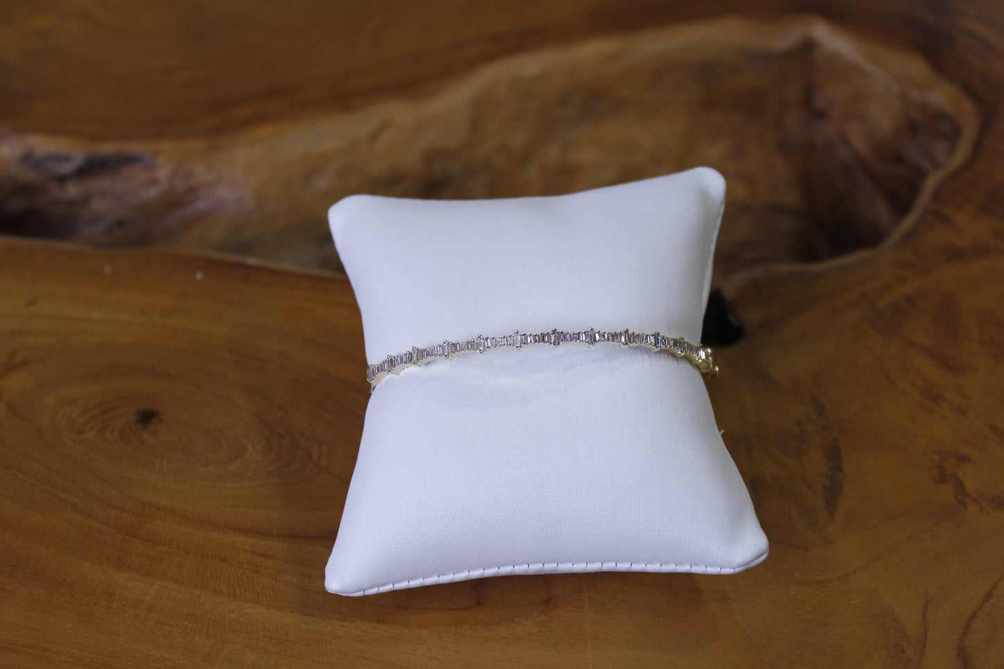 Baguette Pulse Diamond Bangle