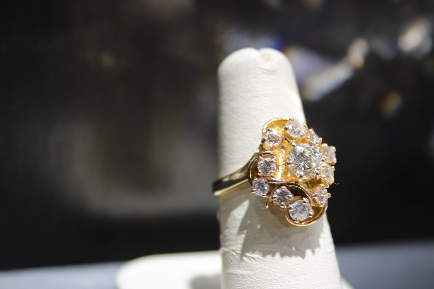 Estate 14ky 1-ctw Cocktail Ring