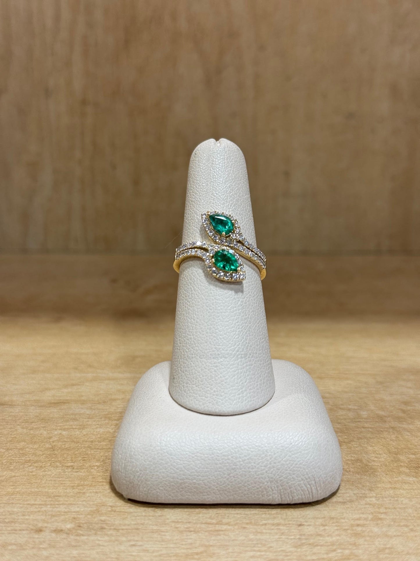 14k Diamond/Emerald Snake Ring