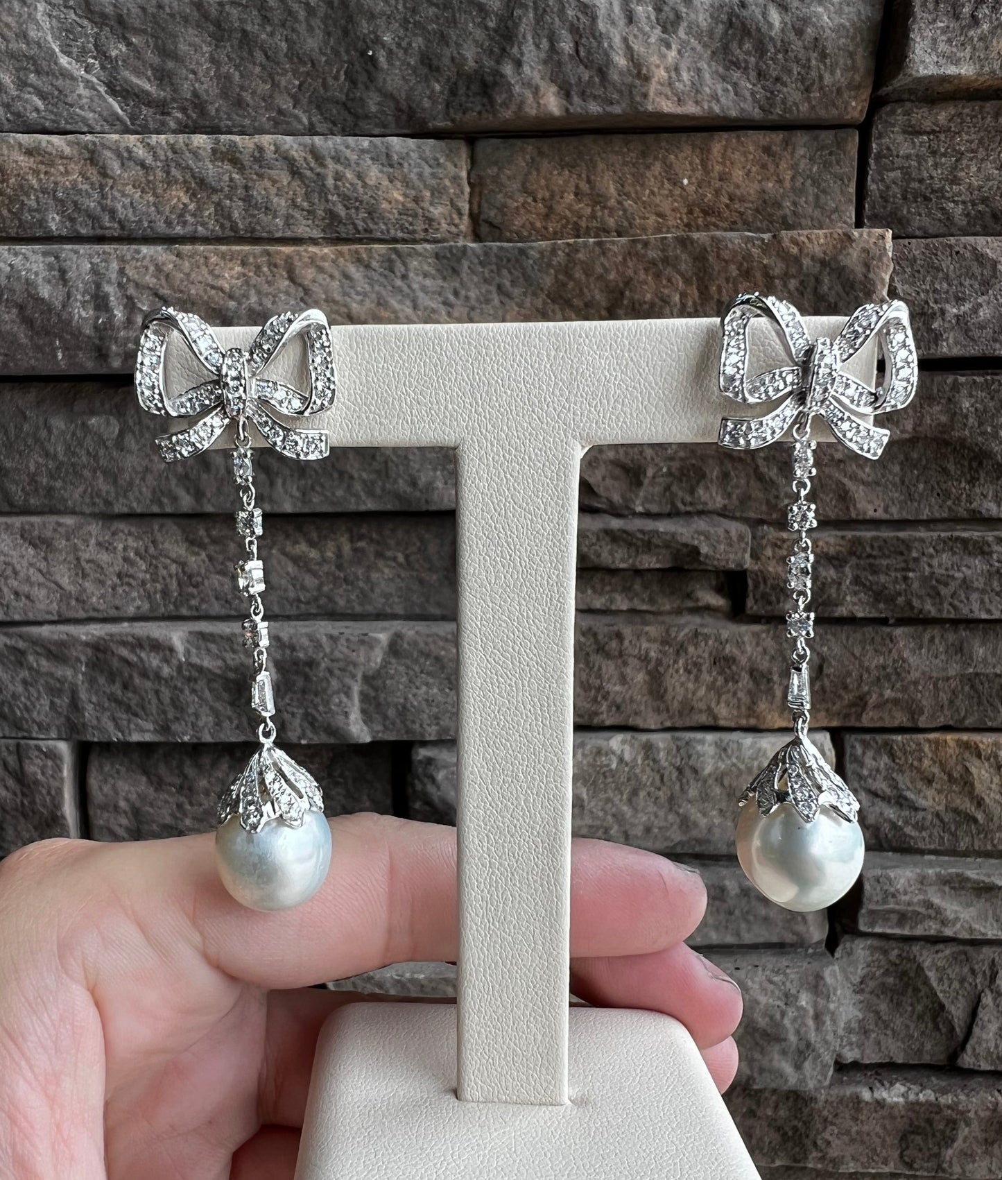 Platinum Pearl Drop earrings - The Village Jeweler
